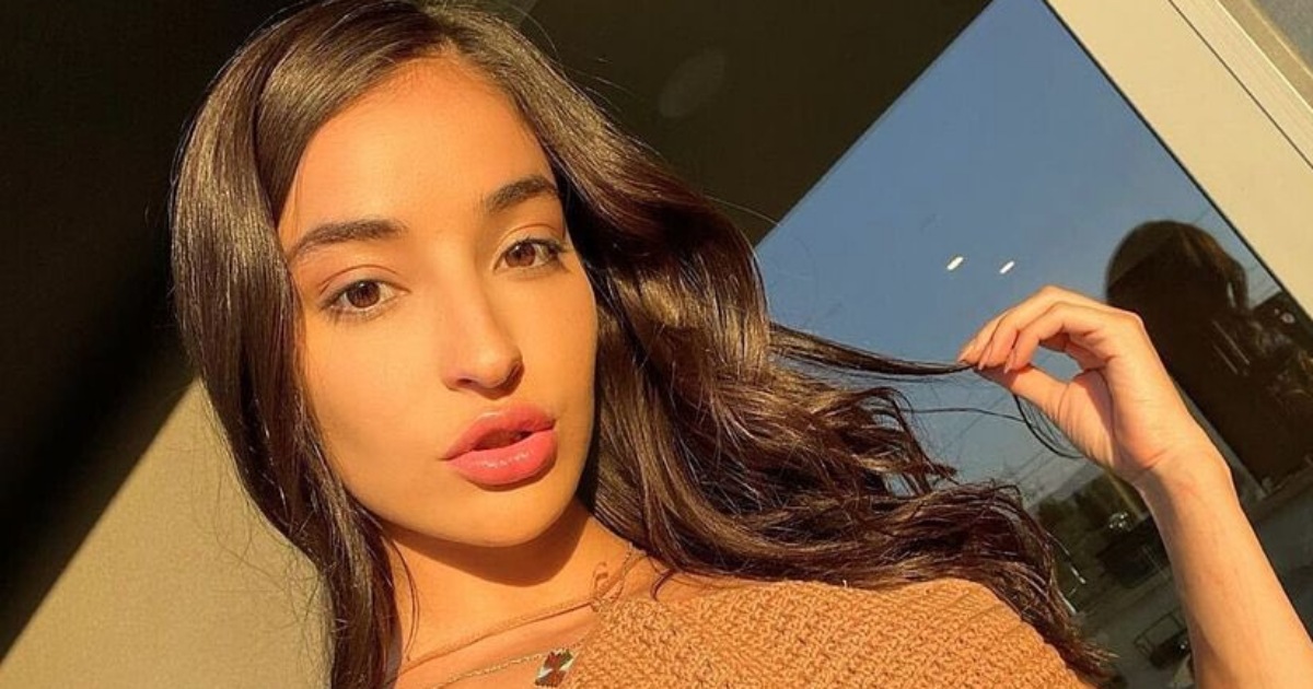 Emily Willis: Cựu sao khiêu dâm vẫn nằm một chỗ